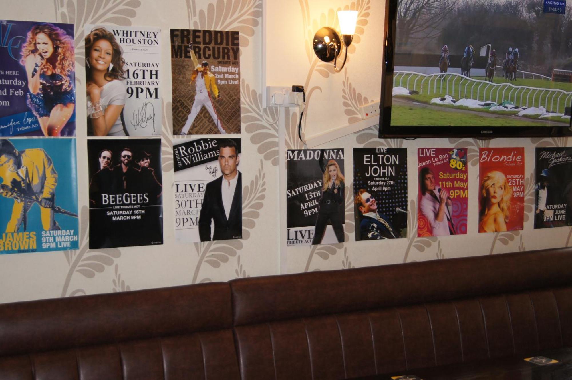 The Whistle And Flute Hotel