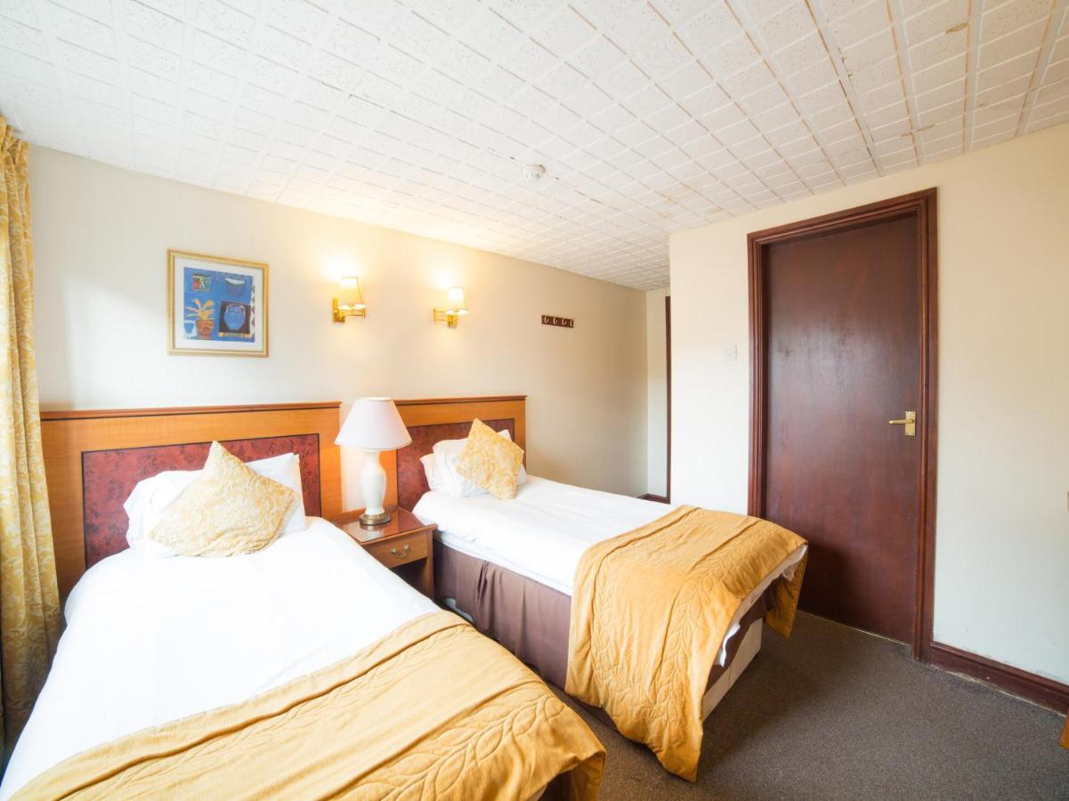 The Whistle And Flute Hotel